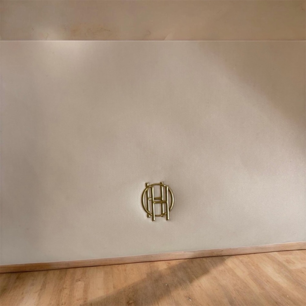 NWOT House of Harlow large yoga bag. Cream - Picture 2 of 7